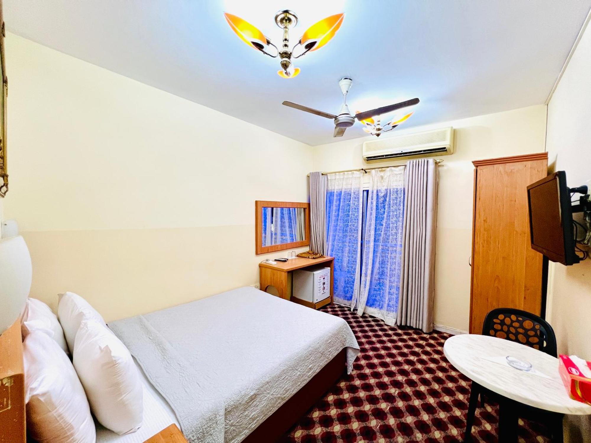 Al Ahrar Hotel Ντουμπάι Εξωτερικό φωτογραφία